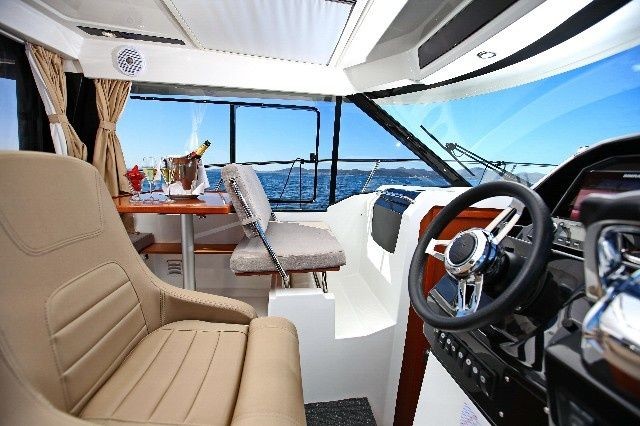 Jeanneau Merry Fisher 895