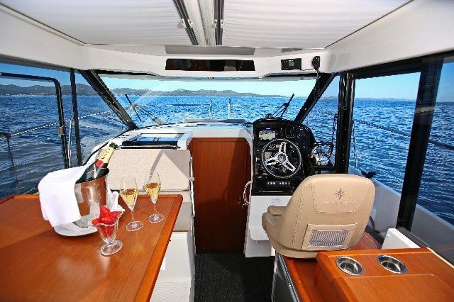 Jeanneau Merry Fisher 895