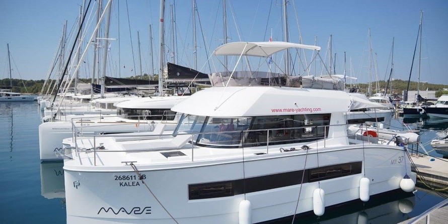 Fountaine Pajot MY 37