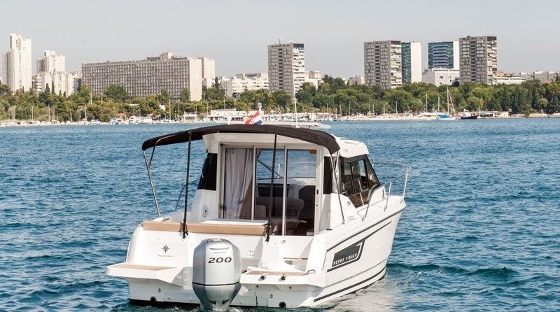 Jeanneau Merry Fisher 795