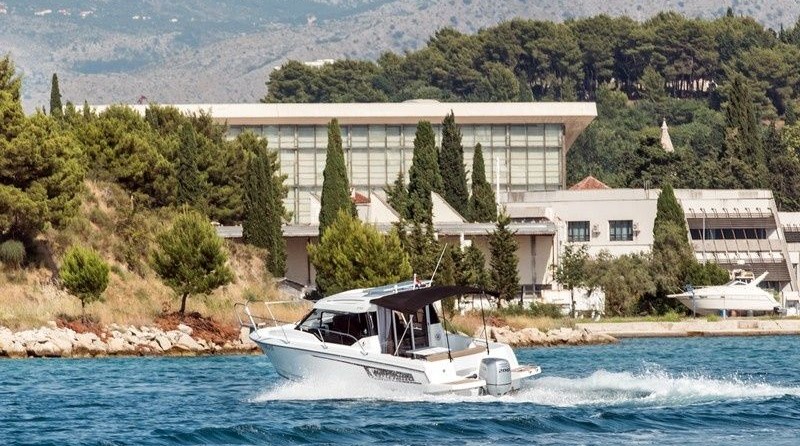 Jeanneau Merry Fisher 795