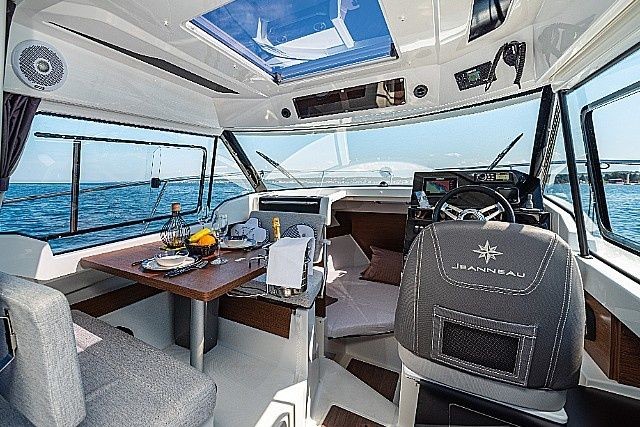 Jeanneau Merry Fisher 795