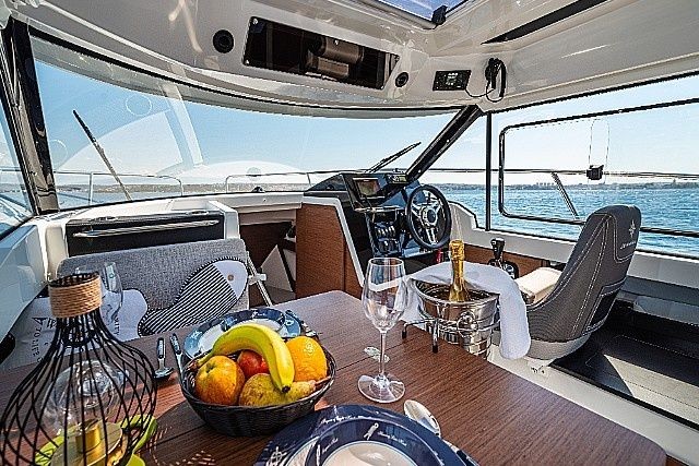 Jeanneau Merry Fisher 795