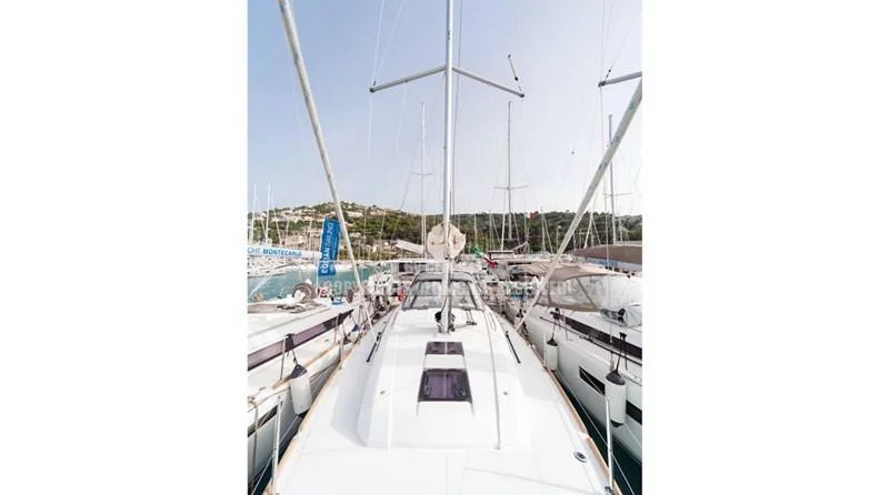 Beneteau Oceanis 38.1