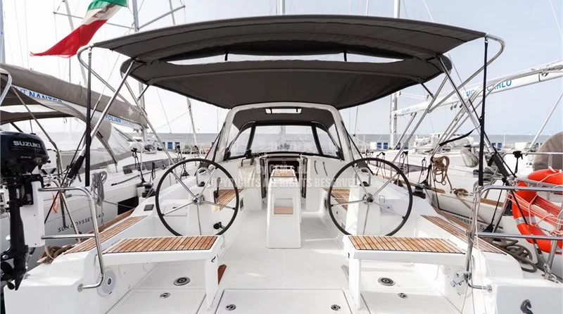 Beneteau Oceanis 38.1