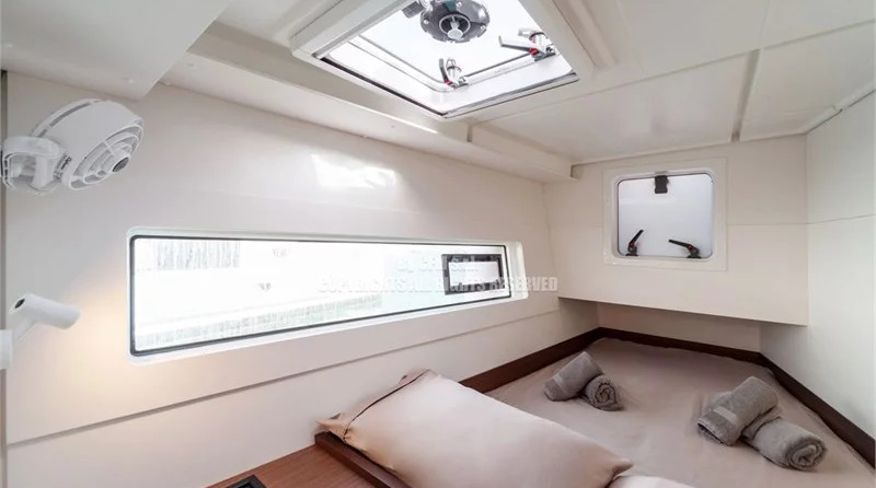 Beneteau Oceanis 38.1