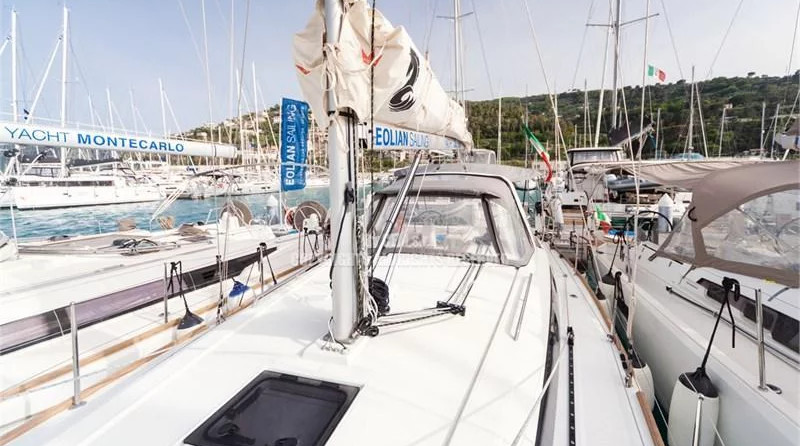 Beneteau Oceanis 38.1