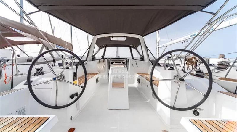 Beneteau Oceanis 38.1