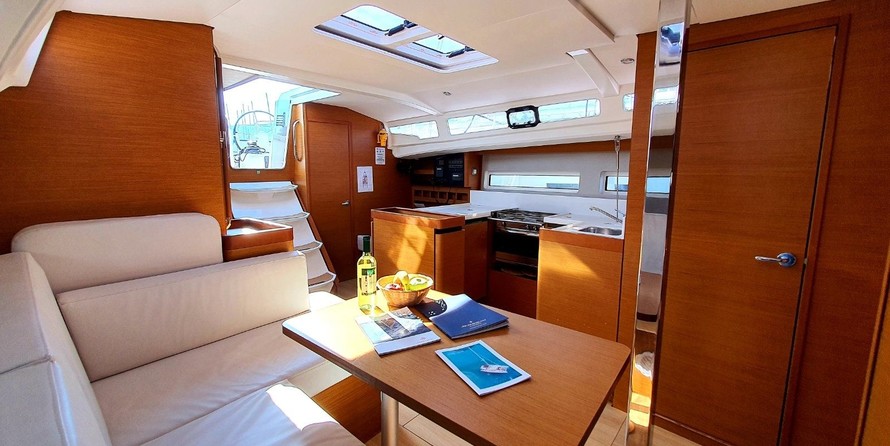 Jeanneau Sun Odyssey 440