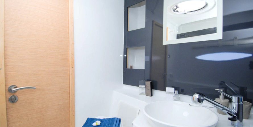 Fountaine Pajot Lipari 41