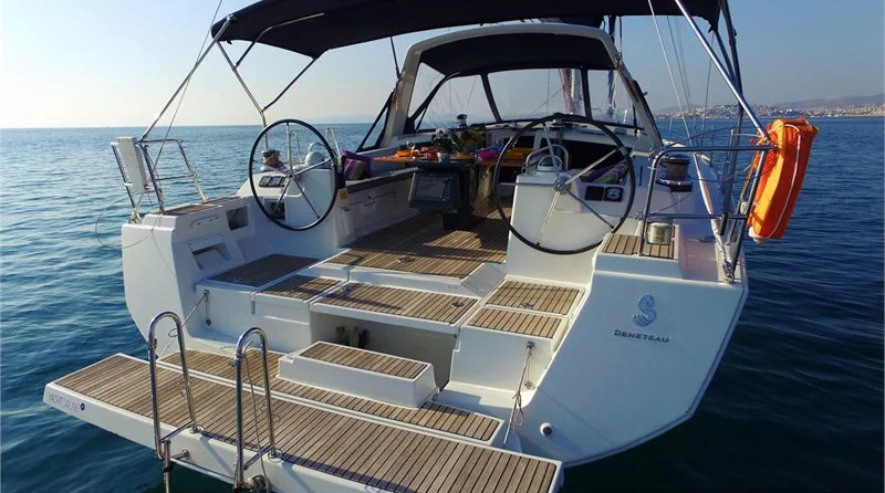 Oceanis 48 (5Cab)