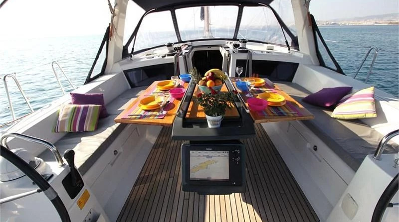 Oceanis 48 (5Cab)