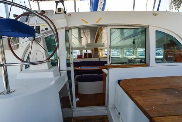Lagoon 380