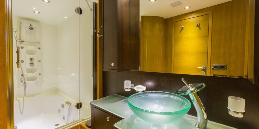 Madness (Bilgin 110 Sky)