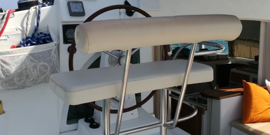 Lagoon 380