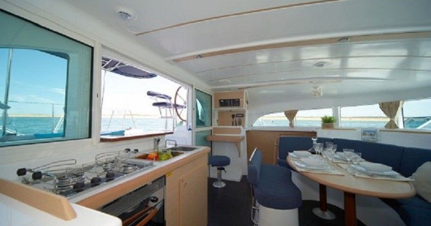 Lagoon 380 S2