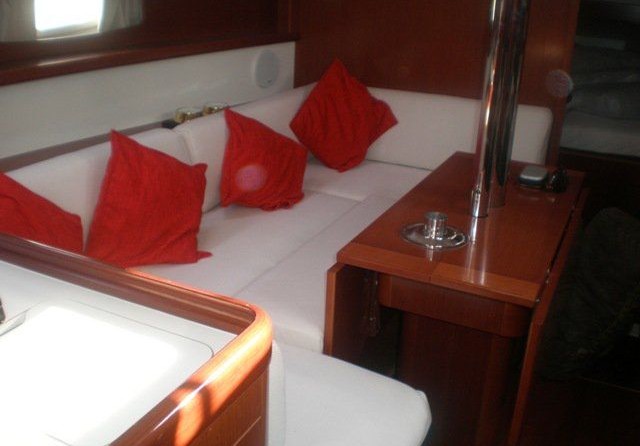 Beneteau Oceanis 34