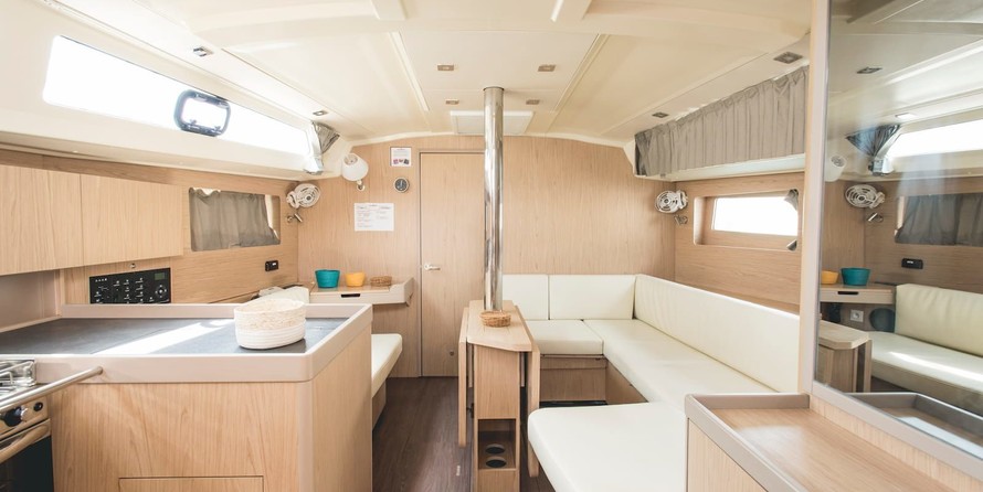 Beneteau Oceanis 41.1