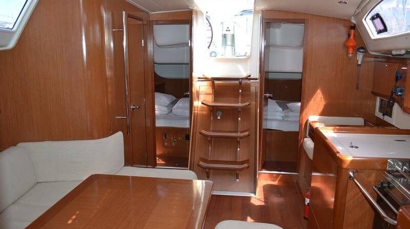 Beneteau Oceanis 40