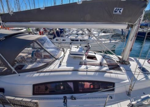 Beneteau Oceanis 40