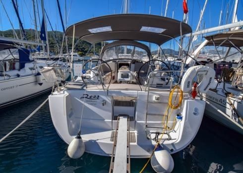 Beneteau Oceanis 40