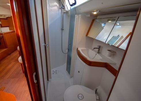 Beneteau Oceanis 40
