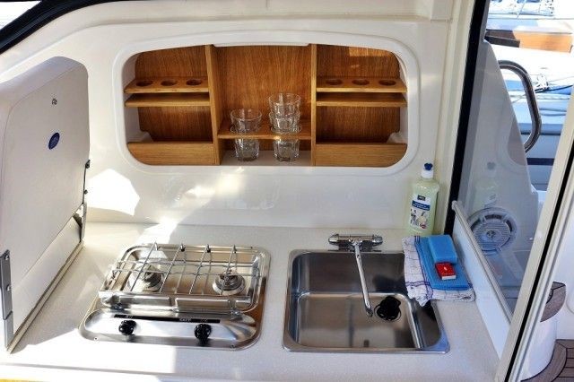 SAS Vektor Adriana 950