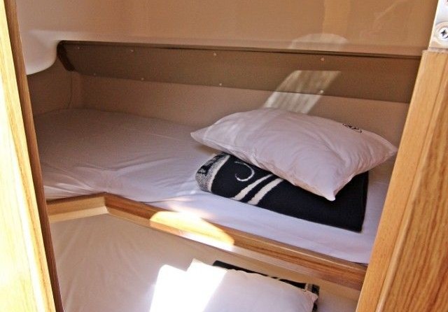 SAS Vektor Adriana 950