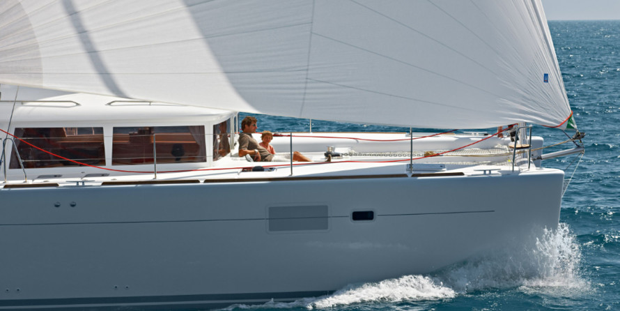 Lagoon 450 F