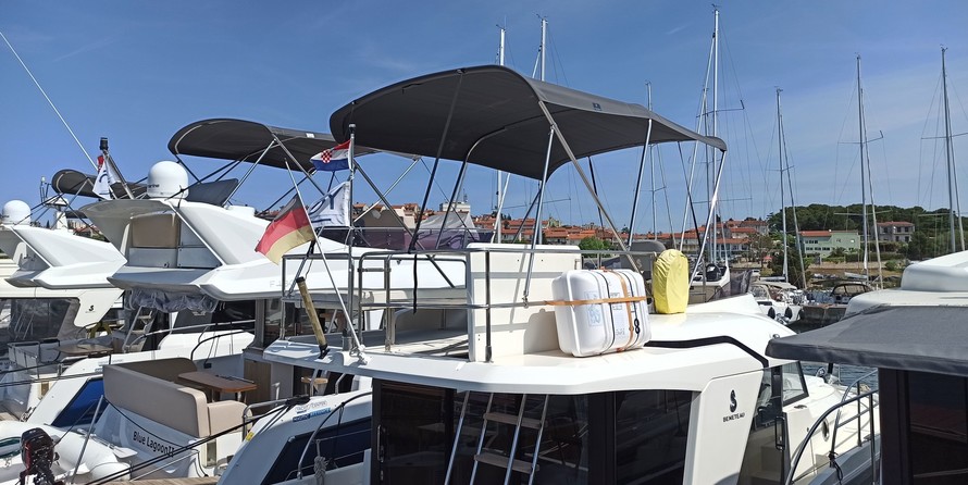 Beneteau Swift Trawler 30
