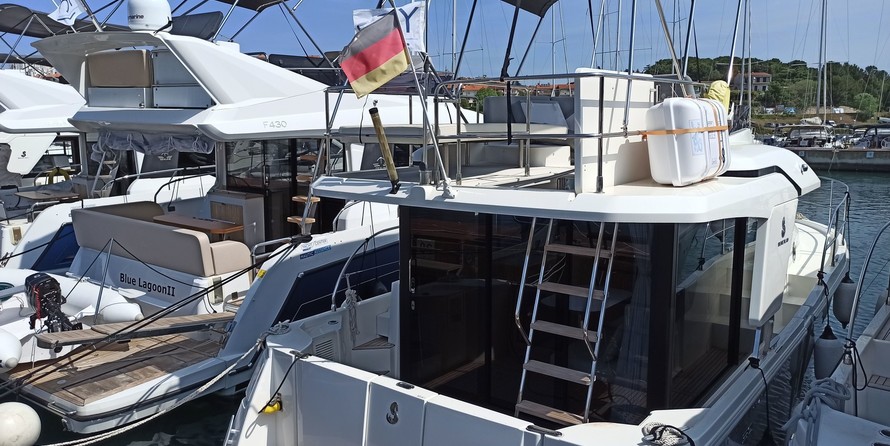 Beneteau Swift Trawler 30