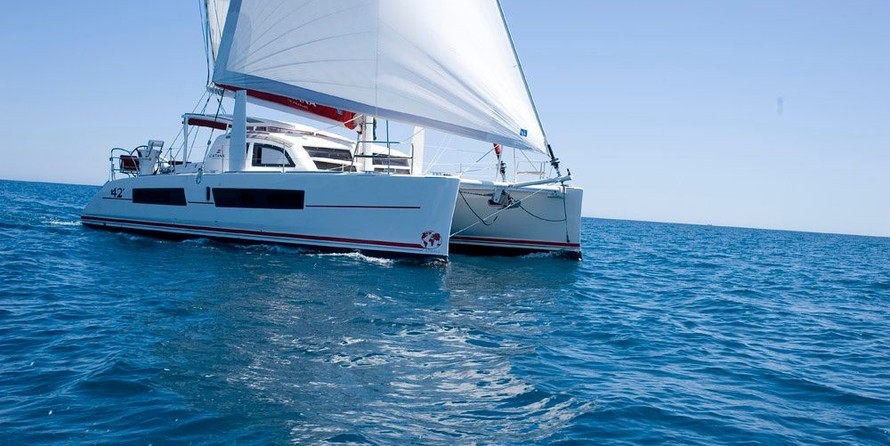 Catana 42