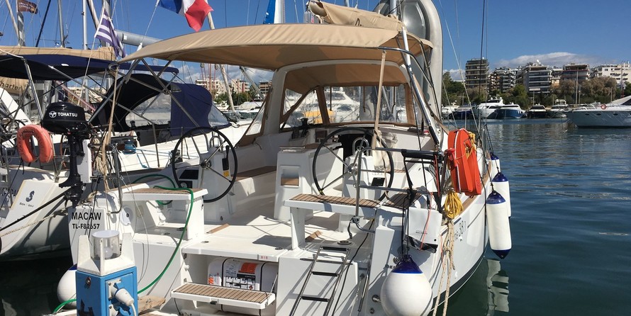Beneteau Oceanis 38