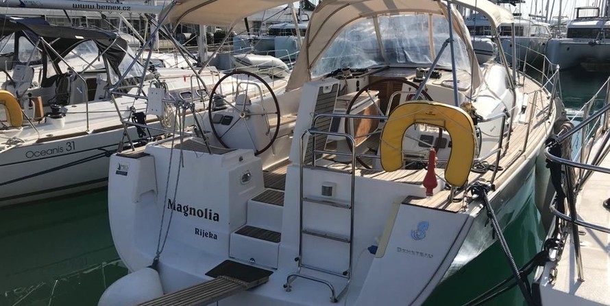Beneteau Oceanis 43