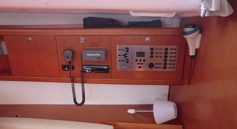Beneteau Oceanis 43