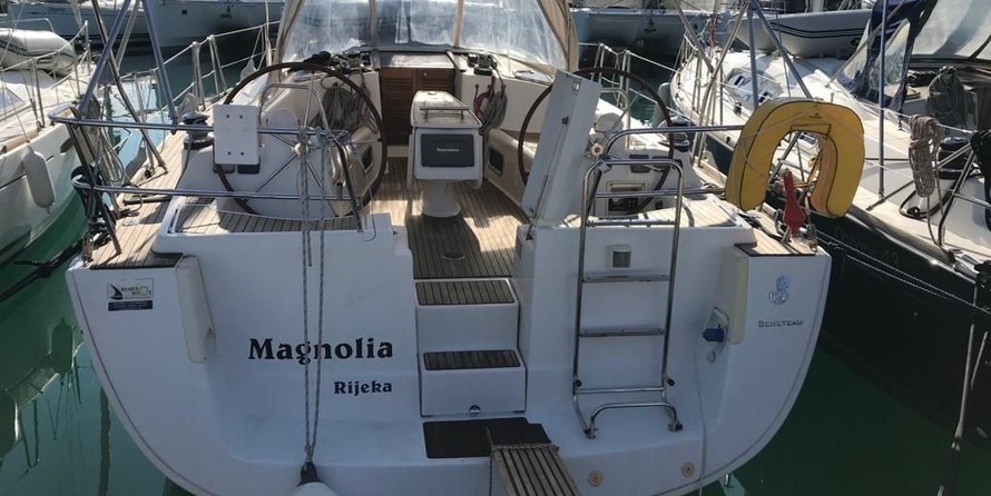 Beneteau Oceanis 43