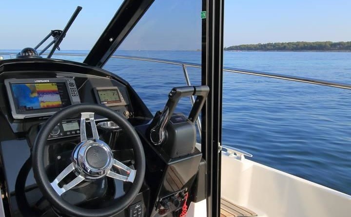 Jeanneau Merry Fisher 895