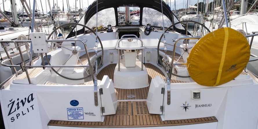 Jeanneau Sun Odyssey 49
