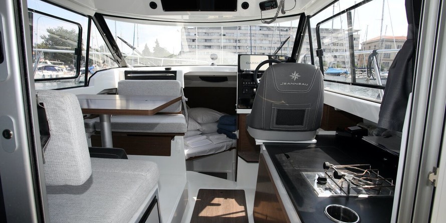 Jeanneau Merry Fisher 795