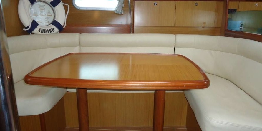 Jeanneau Sun Odyssey 42
