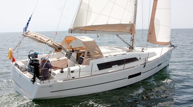Dufour 382