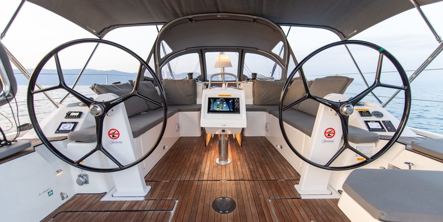 Bavaria C42