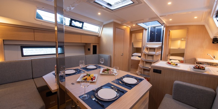 Bavaria C42