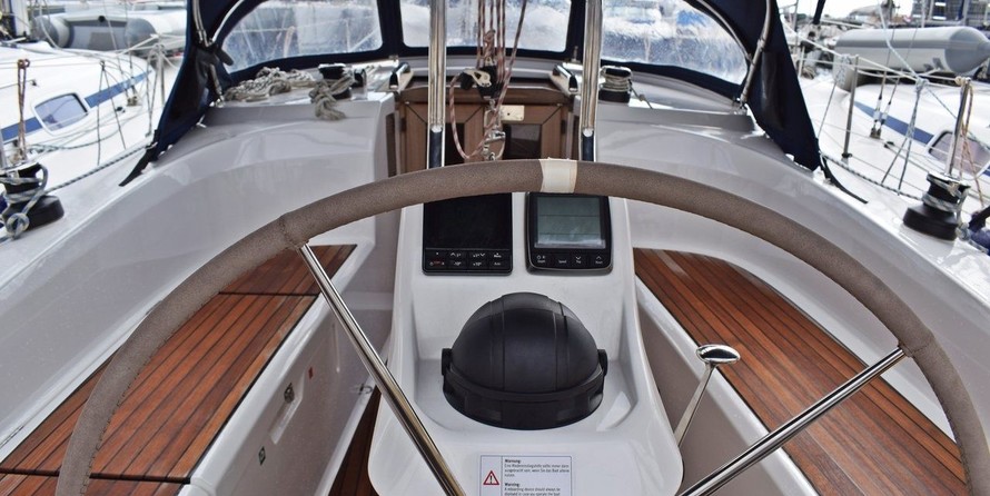 Bavaria 49