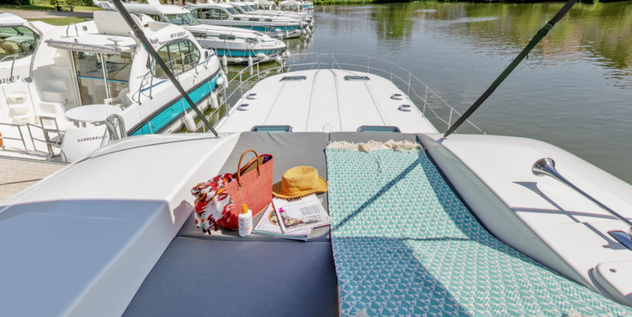 Cantieri estensi goldstar 560 c fly