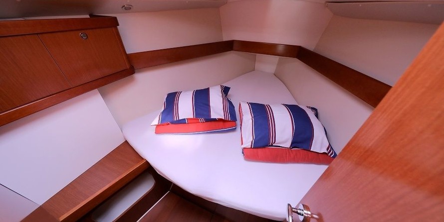 Beneteau Oceanis 34