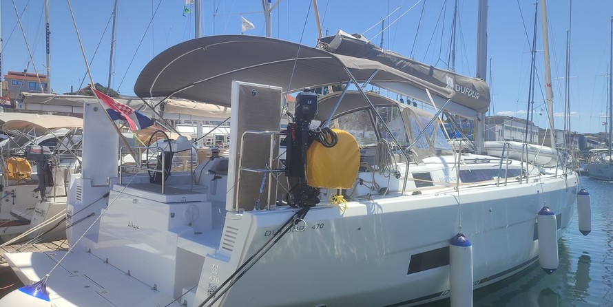 Dufour 470