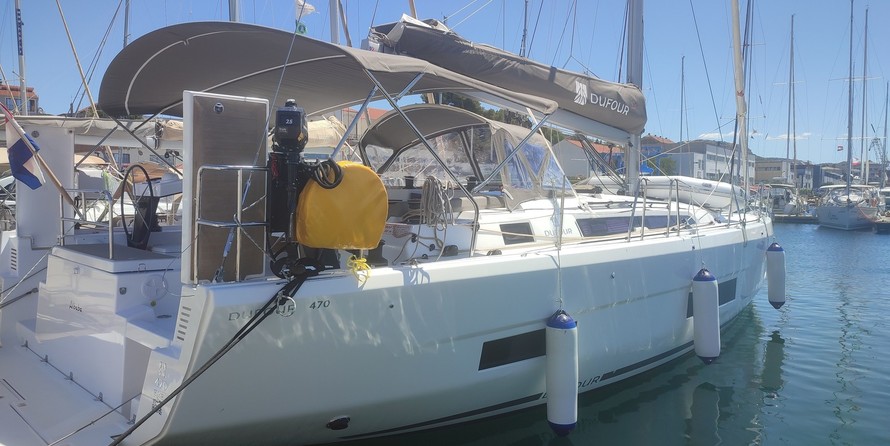 Dufour 470