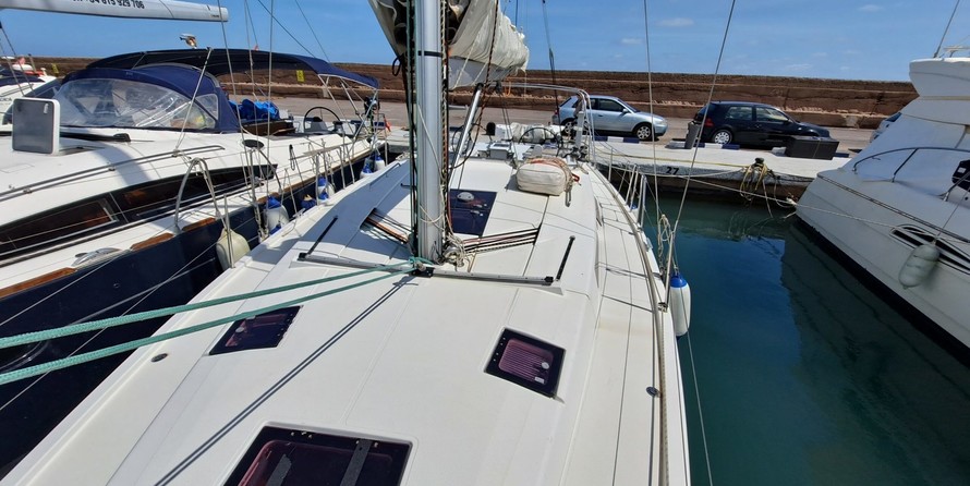 Hanse 415
