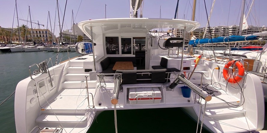 Lagoon 40